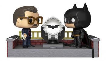 Batman POP! Vinyl Figure - James Gordon &  Light Up Bat Signal Movie Moment (Begins) (80th anniversary)
