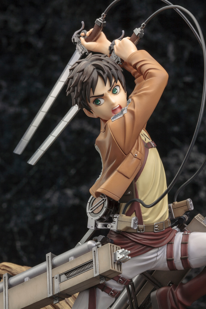 titan eren figurine